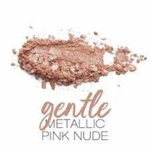 Younique Gentle Pink Nude Metallic Eye Shadow S